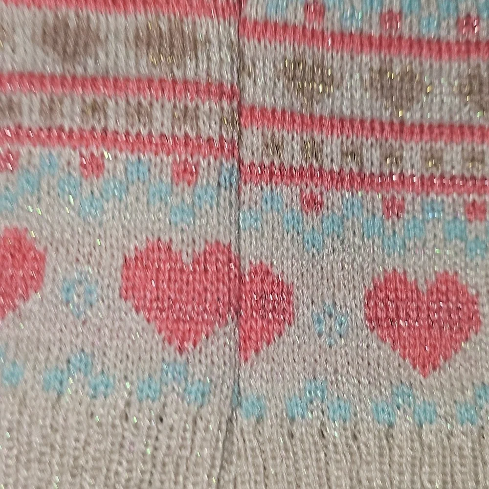 Toby and Me Girl 12-24 Months Heart Patterned Beanie w/Faux Fur Pom Poms Used